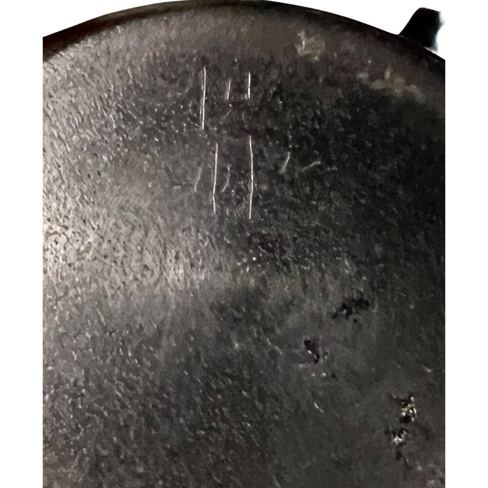 Black Bakelite Isolite Trinket Dish W/ Ornate Silver Initial R Overlay Vintage - Picture 6 of 9